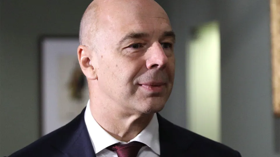 Минфин заявил, что предприятия топливно-энергетического комплекса должны самостоятельно обеспечивать защиту от атак беспилотников; затраты можно включать в себестоимость, а правительство готовит перечень необходимого оборудования.