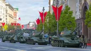 Военные приоритеты вытеснили гражданское развитие и усилили сырьевую зависимость России. Завершение войны само по себе не решит структурные дисбалансы: без продуманной политики переходного периода риск повторения травмы 1990‑х и провала демократизации крайне высок.