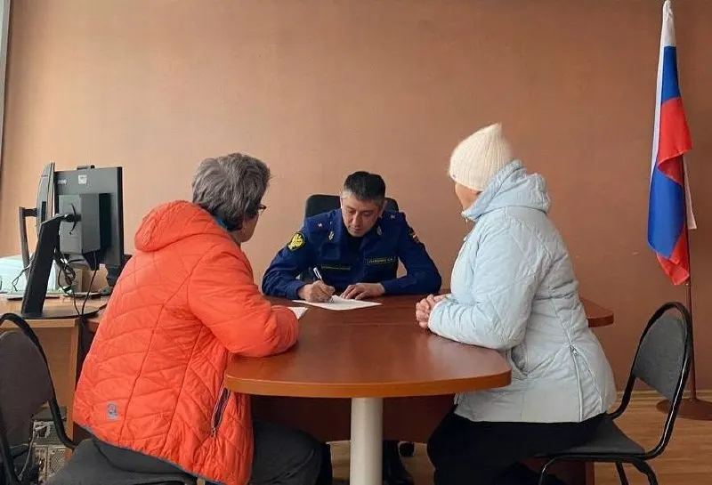По предложению президента Паволина переводят на аналогичную должность в Иркутске. В Мурманске он служил с 2021 года; в Иркутске надеются, что он наведёт порядок в сфере ЖКХ.