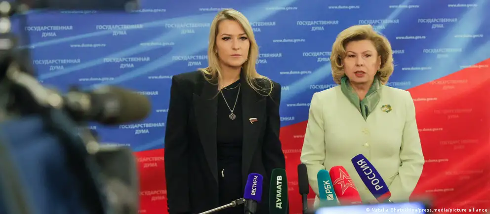 Госдума утвердила Яну Лантратову на пост омбудсмена. Она заявила о приоритете помощи участникам СВО и их семьям, но правозащитники настроены скептически.