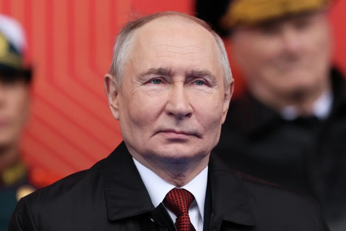 Подписан указ, который устанавливает отдельную процедуру приема в российское гражданство для совершеннолетних и лиц без гражданства, постоянно проживающих в Приднестровье; заявления будут приниматься в диппредставительствах и консульствах РФ.
