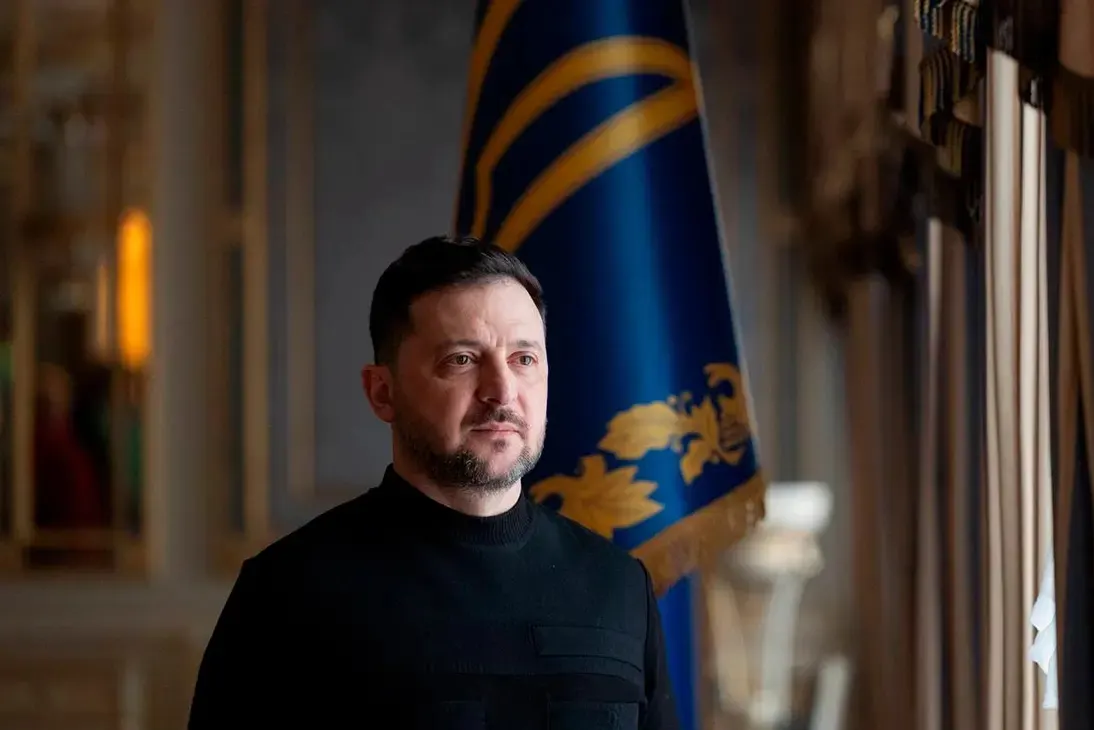 Президент Украины сообщил, что официальных обращений по предложенному российским Минобороны прекращению огня не поступало. В ответ Киев объявил зеркальный «режим тишины», который начнёт действовать с полуночи 6 мая. На фоне заявлений о перемирии стороны продолжают обмениваться угрозами, а московский парад пройдёт без военной техники.