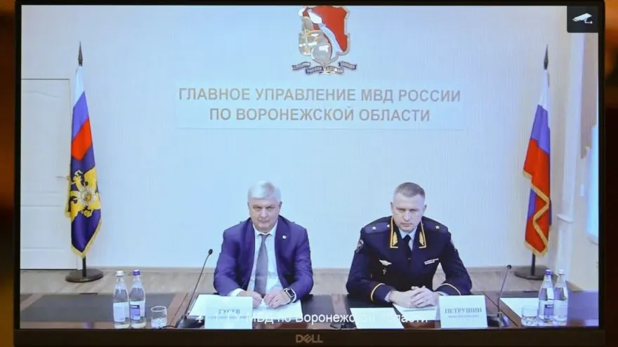 8 июня министр внутренних дел представил личному составу нового начальника ГУ МВД по Воронежской области — генерал-майора Максима Петрушина, назначенного указом президента. Ранее он руководил УМВД Ульяновской области; его перевод в Воронеж рассматривают как повышение.