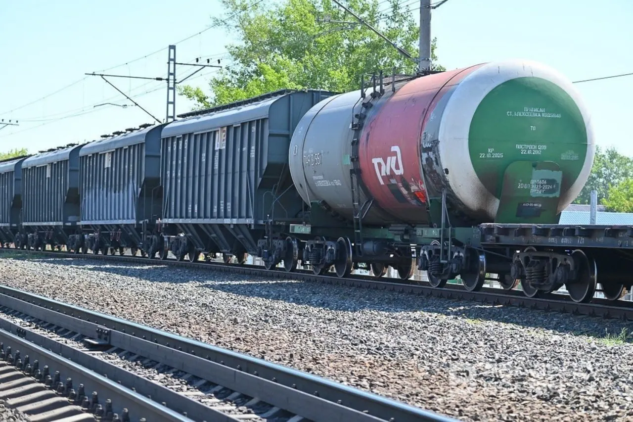 Штаб организован для стабильного приёма и доставки нефтяных грузов, с особым вниманием к поставкам авиакеросина в аэропорты и мониторингу доставки цистерн.