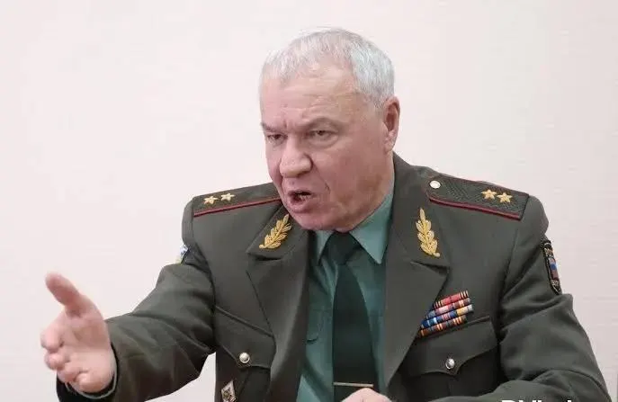 Депутат Виктор Соболев заявил, что россияне, покидающие страну на фоне слухов о призыве, не нужны стране; при этом данные приводят к выводу, что новой мобилизации не будет. В тексте также приведены данные по миграции через пограничный переход Верхний Ларс.