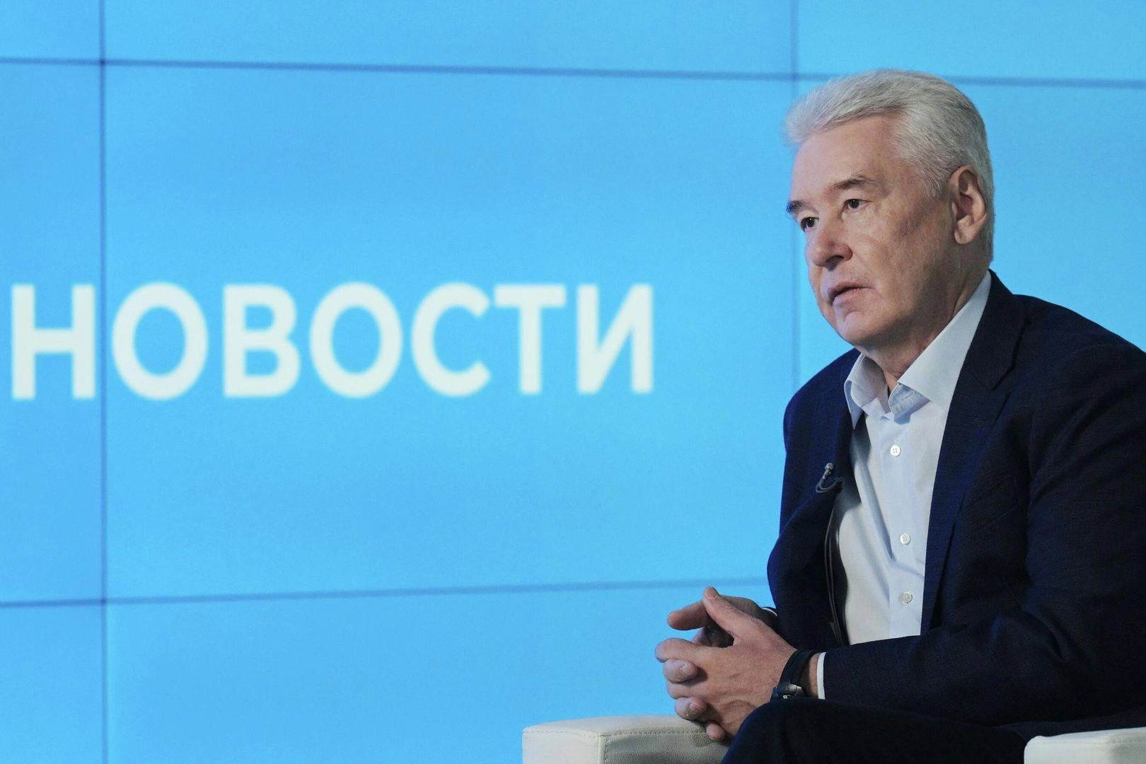Мэр Москвы заявил об опасности призывов мобилизовать всю экономику на войну и подчеркнул, что только мирная экономика обеспечивает стабильные налоговые поступления и доходы граждан, необходимые для победы и устойчивого развития.