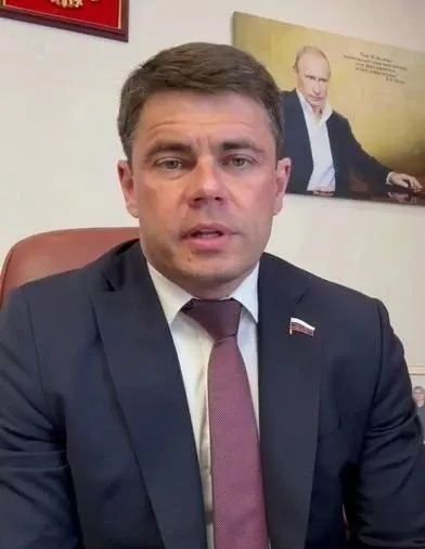 Глава Госдумы по информполитике Сергей Боярский назвал проект MAХ примером суверенного интернета в стране; он отметил, что подобное достижение пока что может гордиться лишь немногие страны, а эксперты обсуждают влияние на цифровую повестку.