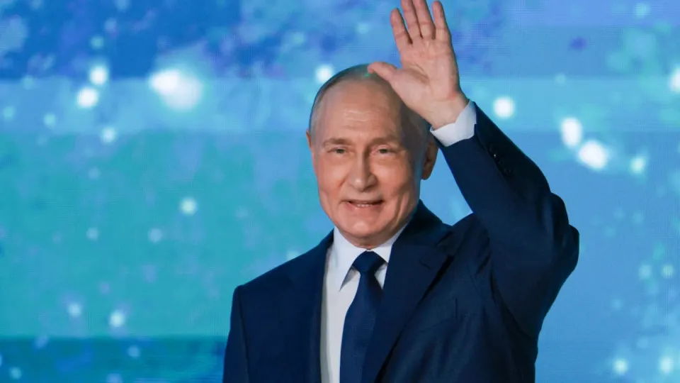 Управление бюджетом ориентируется на рост расходов на оборону и одновременное сокращение финансирования социальных программ, образования, здравоохранения и охраны окружающей среды на ближайшие два года.