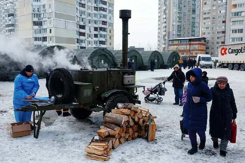 Независимая комиссия ООН пришла к выводу, что российские власти систематически атаковали энергетическую инфраструктуру Украины, что квалифицируется как военные преступления и преступления против человечности. Доклад был представлен Генассамблее ООН 26 октября.