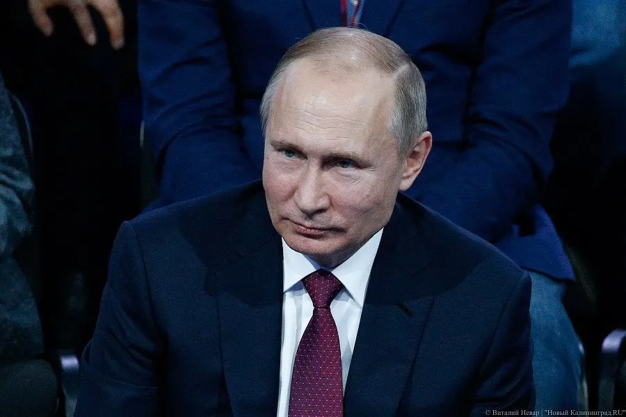 Путин поручил ввести во всех регионах систему независимой оценки гражданами качества условий оказания услуг социальной сферы с использованием портала Госуслуги; доклад о выполнении поручения должен быть представлен до 1 февраля 2027 года.