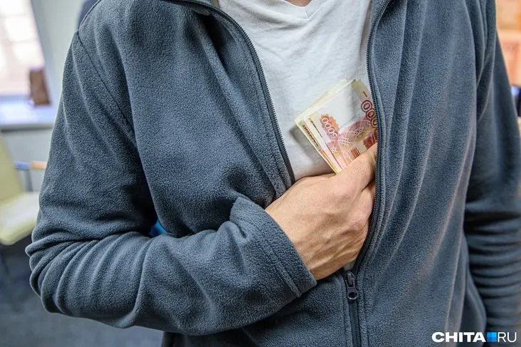 Кузбасс зафиксировал наибольшее число уголовных дел по невыплатам зарплат в Сибири, хотя по сумме погашённых долгов регион занял третью позицию.